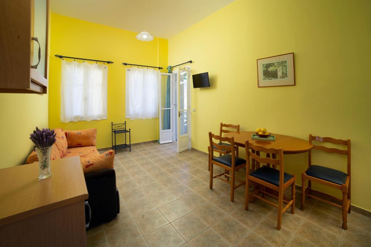 Spertos Apartments Ormos  Экстерьер фото