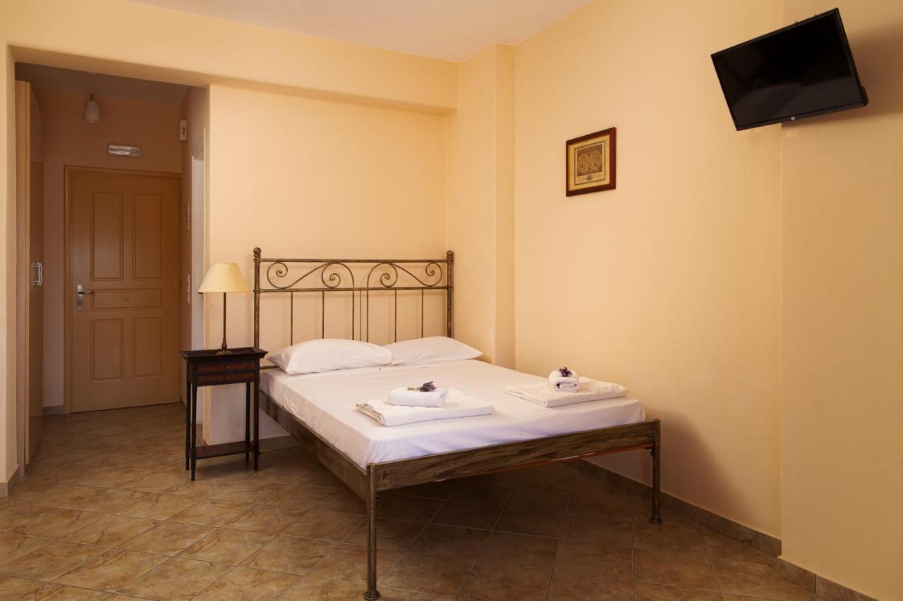 Spertos Apartments Ormos  Экстерьер фото